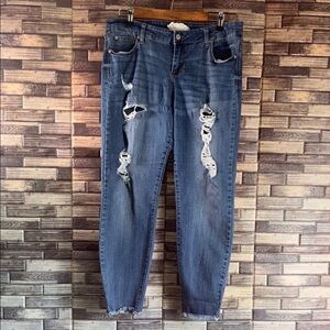 EUC Altar’d State Distressed Blue Women's Jeans Size 13